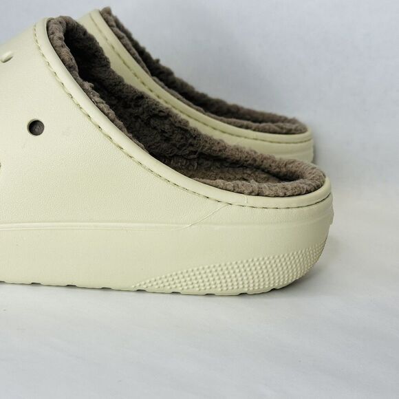Crocs Cozzzy Unisex Sandals Size W10 M8 Off White Gray Sherpa Footbed Platforms - Picture 2 of 10